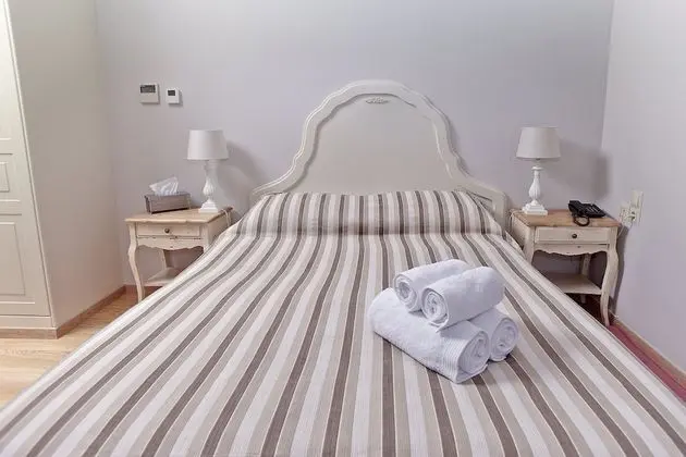 Economy Tek Büyük Yataklı Oda (Ground Floor)