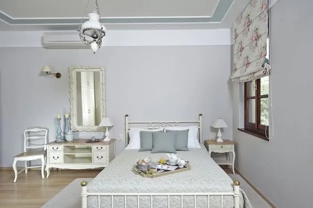 Superior Tek Büyük Yataklı Oda (1st Floor)