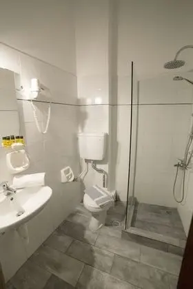 Dört Kişilik Oda