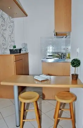 Stüdyo, Kısmi Deniz Manzaralı