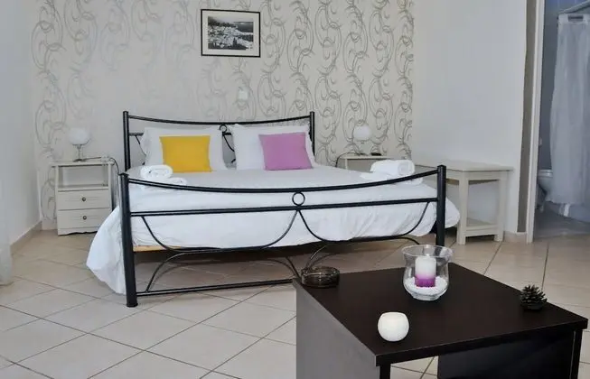 Stüdyo, Kısmi Deniz Manzaralı