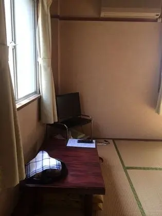 Traditional Tek Kişilik Oda