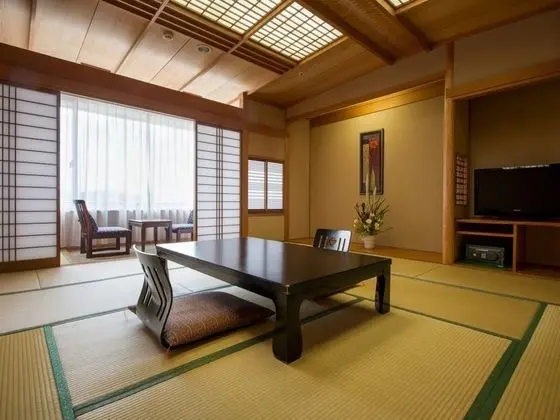 Traditional Oda