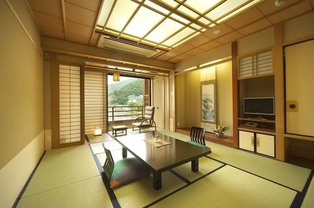 Traditional Oda (Japanese Style)