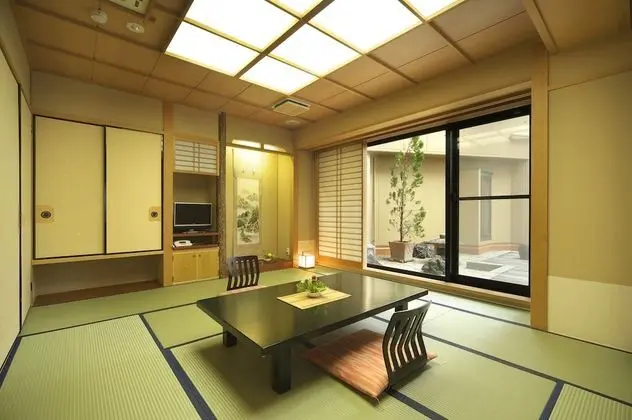 Traditional Oda (Japanese Style)