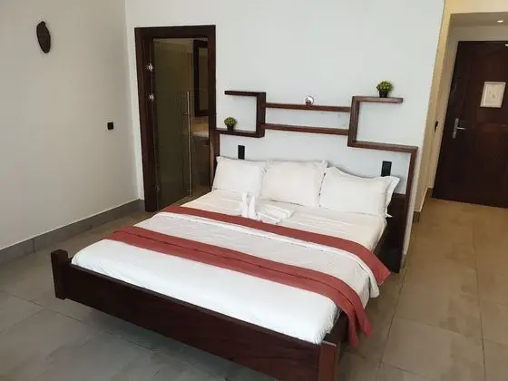 Deluxe Tek Büyük Yataklı Oda, Avlu Manzaralı