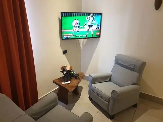Deluxe Tek Büyük Yataklı Oda, Avlu Manzaralı