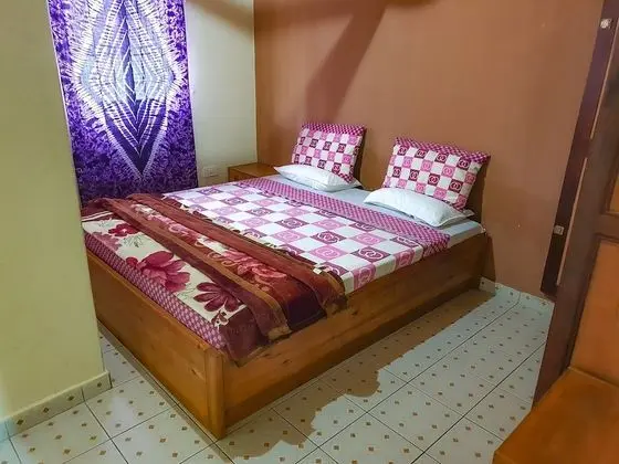 Family Tek Büyük Yataklı Oda, Avlu Manzaralı