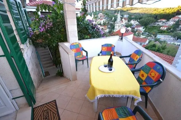 Apart Daire (Kat - 80 m from beach - A1(7))