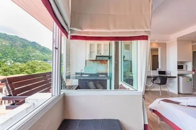 Deluxe Mountain View