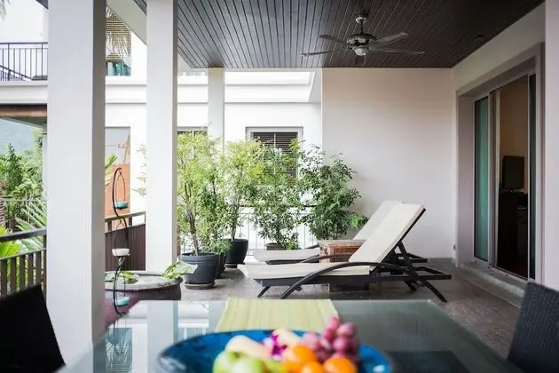 Kata gardens 2 bedroom near beach 3B
