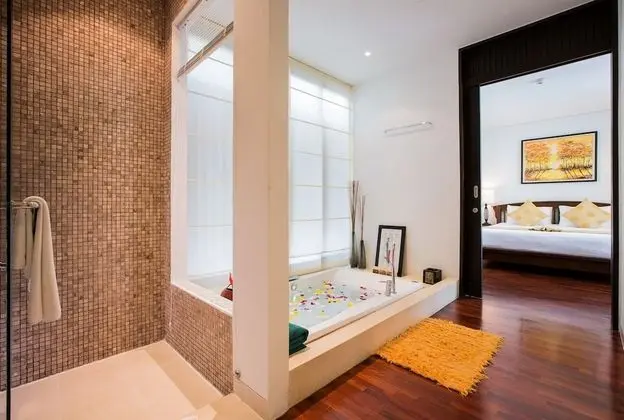 Kata gardens 2 bedroom near beach 3B