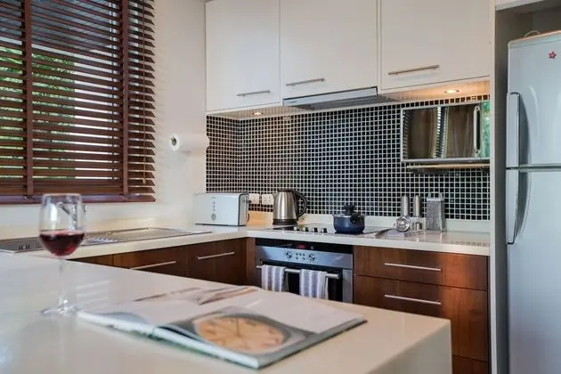 Kata Gardens Beach Apartment 5B