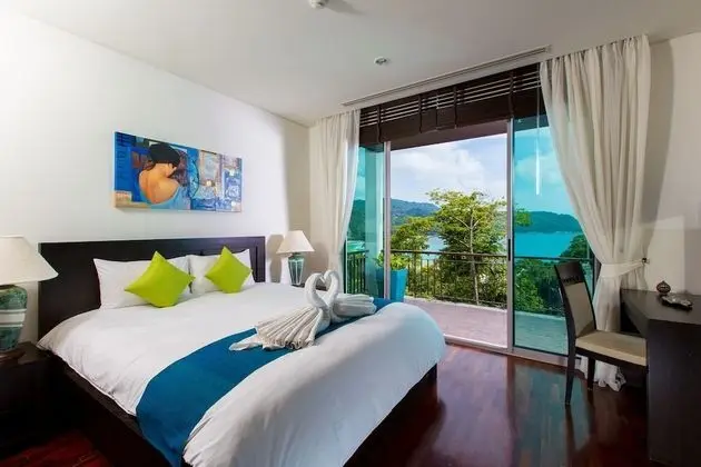 Kata gardens penthouse seaview with rooftop 8C