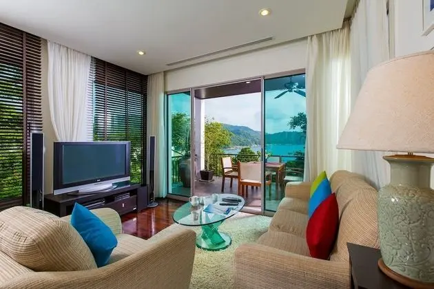 Kata gardens penthouse seaview with rooftop 8C