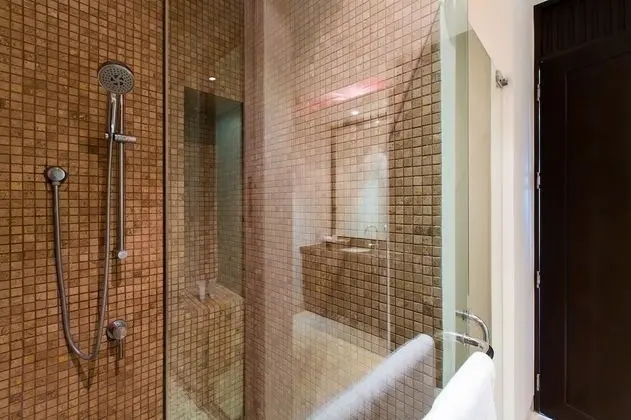 Kata gardens penthouse seaview with rooftop 8C
