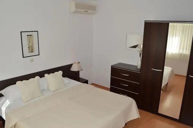 Apart Daire (Kata - modern & close to the beach - )