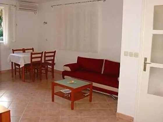 Apart Daire (Kata - modern & close to the beach - )