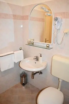 Apart Daire (Kata - modern & close to the beach - )