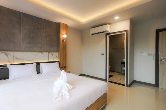 Deluxe Grand with Balcony