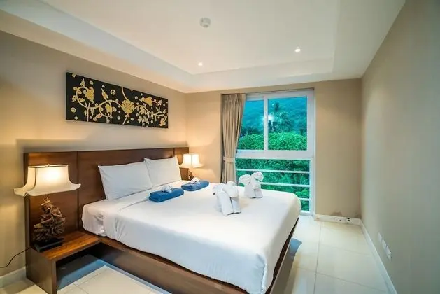1 Bedroom Condo