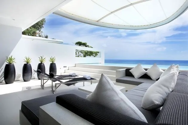 One Bedroom Sky Pool Villa