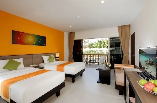 Aqua Pura Room (Pool Access)