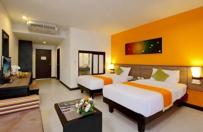 Aqua Pura Room (Pool Access)