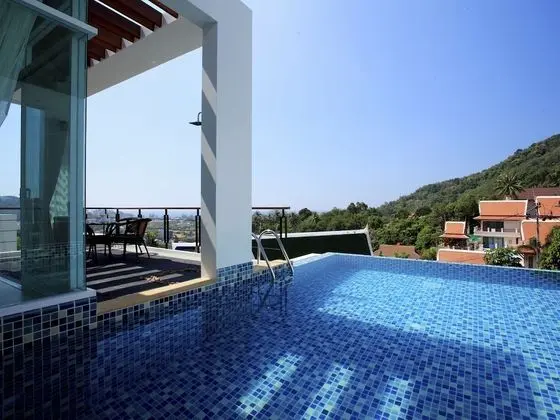 Four Bedroom Modern Style Villa with Private Pool