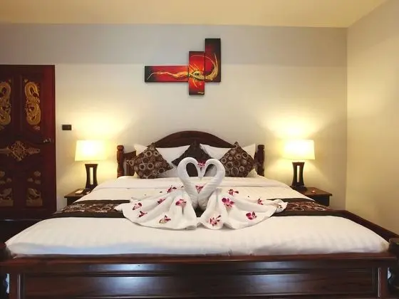 Four Bedroom Thai Style Luxury Villa with Private Pool