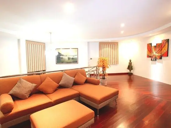 Four Bedroom Thai Style Luxury Villa with Private Pool