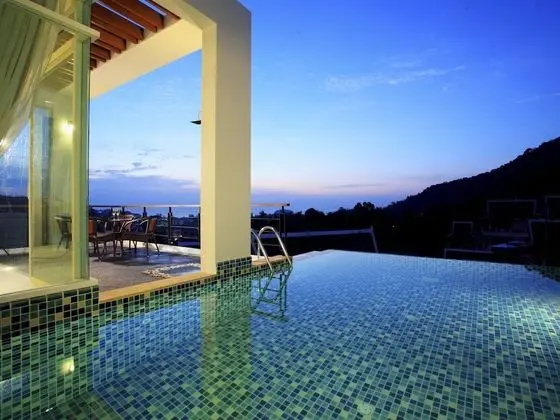 Three Bedroom Modern Style Villa with Private Pool