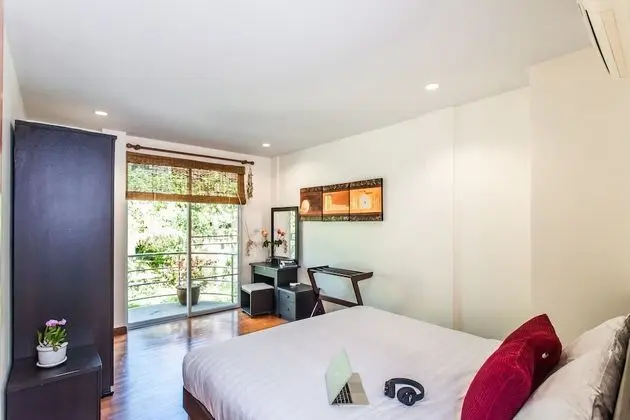 4 Bedrooms Villa