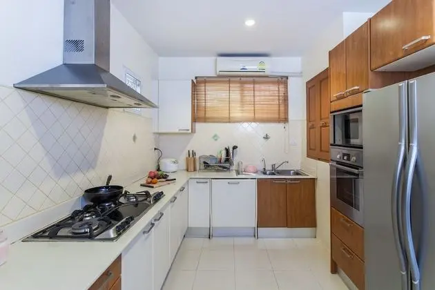 4 Bedrooms Villa