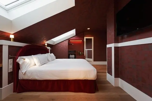 Design İki Ayrı Yataklı Oda