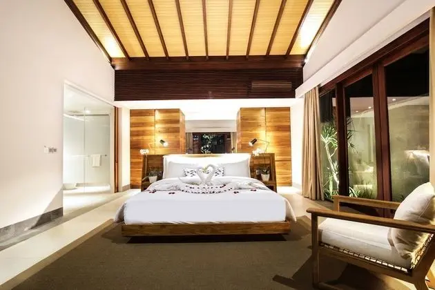 Tropical One Bedroom Pool Villa (King)