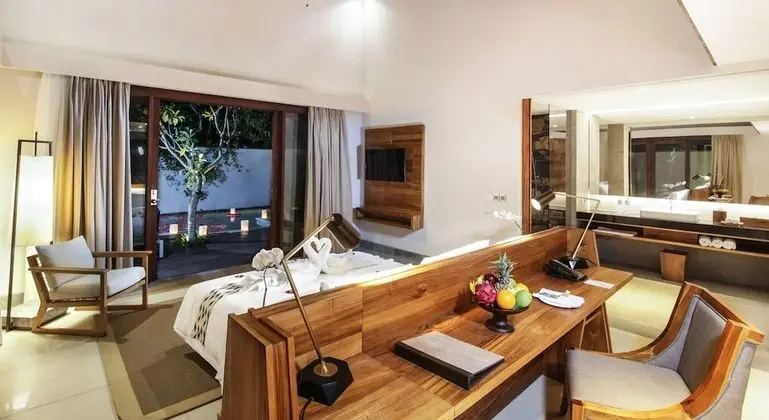 Tropical One Bedroom Pool Villa (King)
