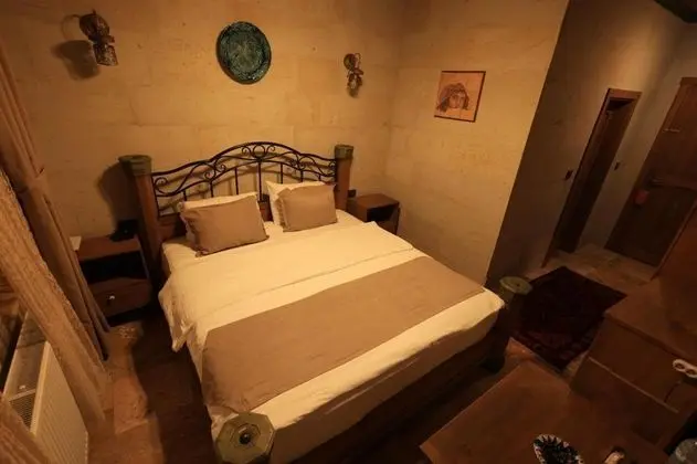 Standart Oda, Vadi Manzaralı, Ortak Teraslı