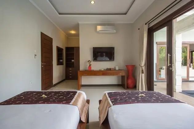 3-Bedroom Villa with Private Pool