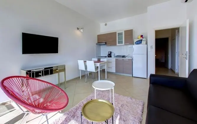 Premium Apart Daire, Deniz Manzaralı