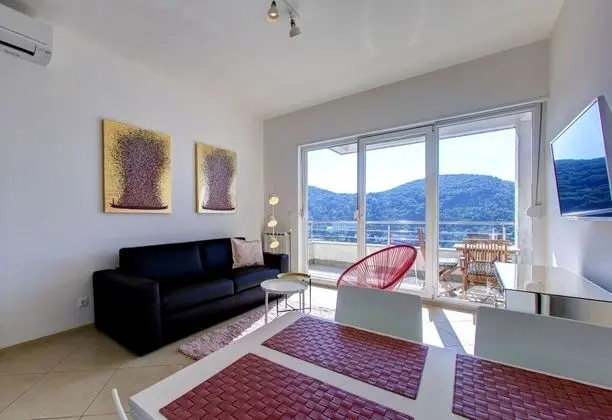 Premium Apart Daire, Deniz Manzaralı