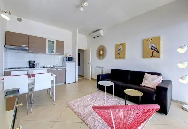 Superior Apart Daire, Teras, Deniz Manzaralı