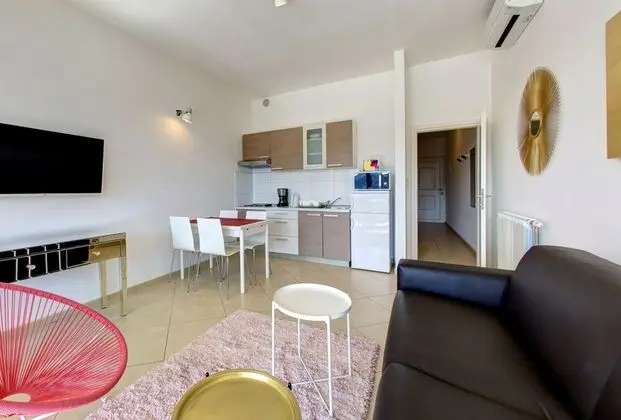 Superior Apart Daire, Teras, Deniz Manzaralı