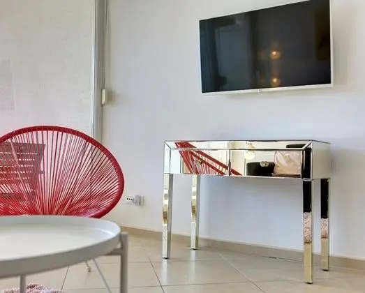 Superior Apart Daire, Teras, Deniz Manzaralı