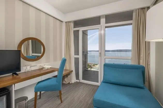 Superior twin room, sea view, balcony