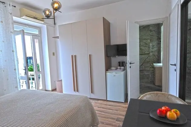 Comfort Tek Büyük Yataklı Oda, Teras, Zemin Kat