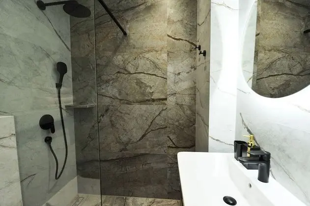 Comfort Tek Büyük Yataklı Oda, Teras, Zemin Kat