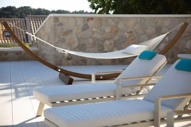 Villa, Sigara İçilebilir