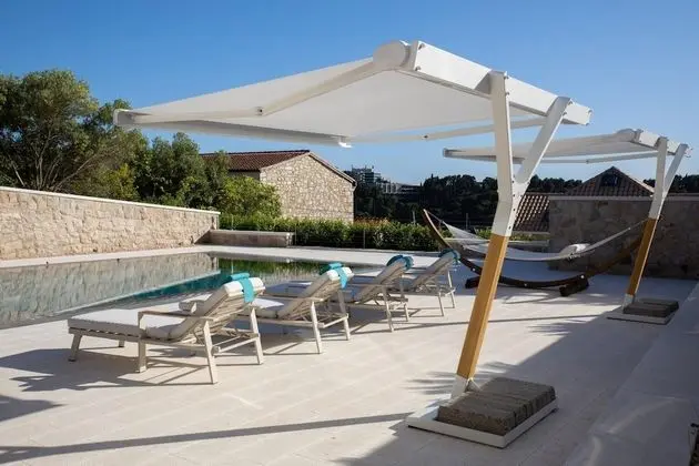 Villa, Sigara İçilebilir
