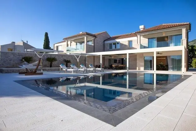 Villa, Sigara İçilebilir